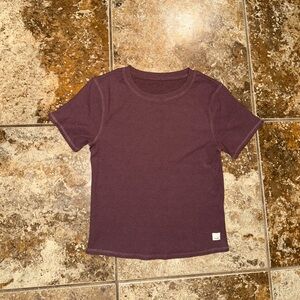 Vuori Pose Fitted Tee